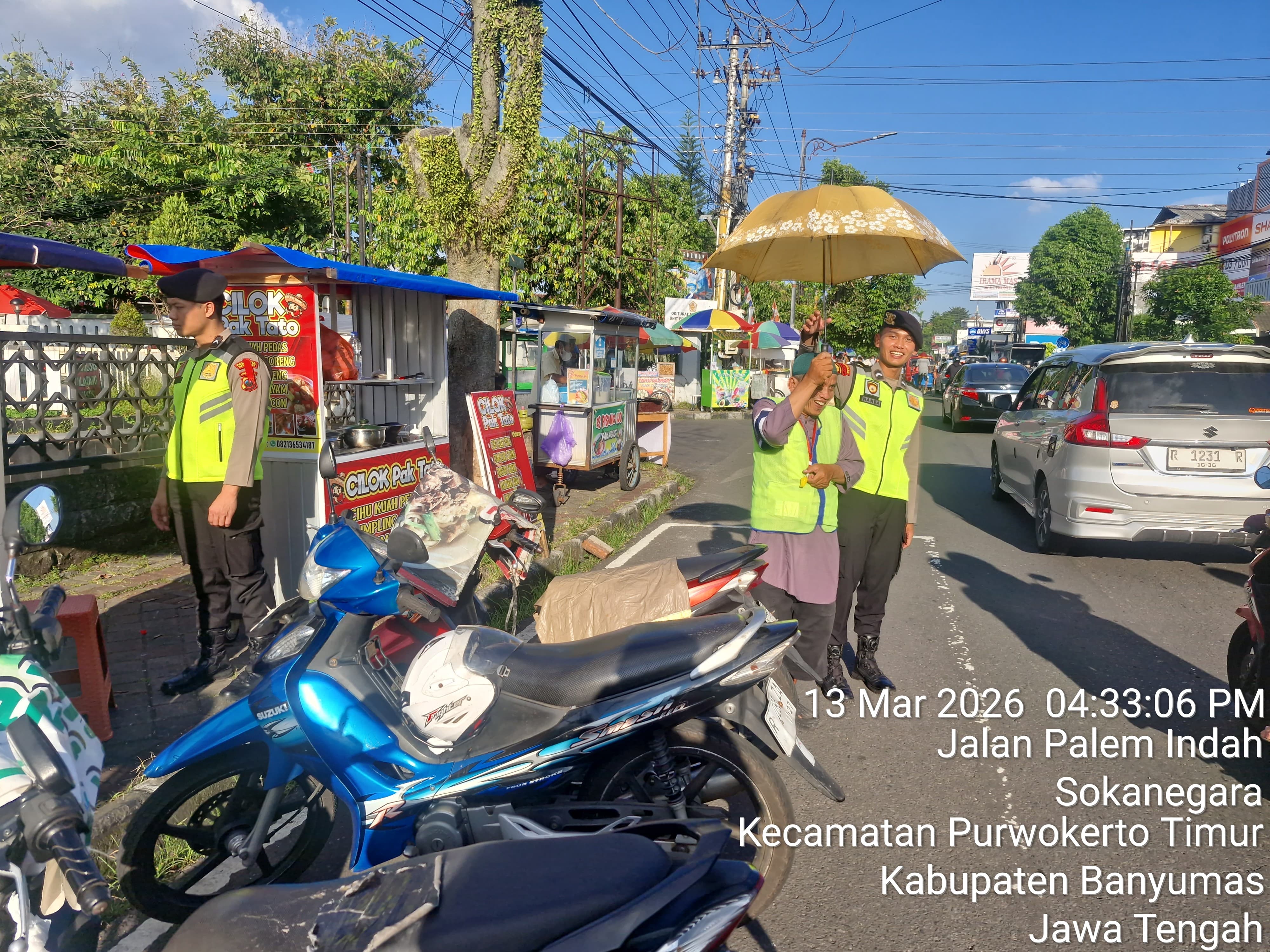 Patroli Ngabuburit Polresta Banyumas, Pastikan Keamanan Warga di Sejumlah Titik Keramaian Purwokerto