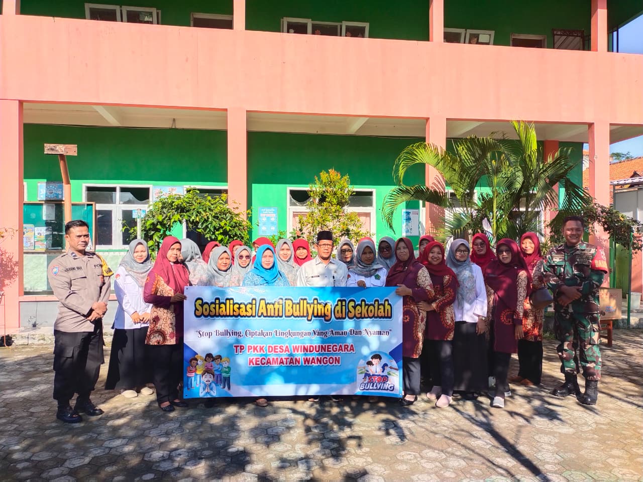 Police Go To School, Bhabinkamtibmas Polsek Wangon Polresta Banyumas Edukasi Siswa MI Ma’arif NU Tentang Anti Bullying